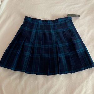 Pleated blue/green skirt for teen girls size small